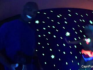 嘿瞧Capri Cavanni和Jayden Jaymes幕后淫玩！