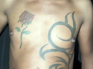 sexo gay depois da balada com um puto sedento por rola quicou que nem bola em cima do pau