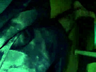 Does the gay husband enjoy Reshmi's handjob?