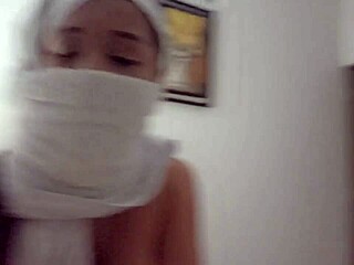 hot passionate amateur sex with busty 18yo brunette?