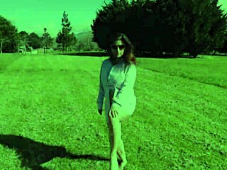 Flashed Pussy In Public Park