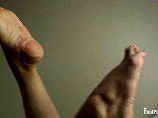 Jade vixen's black hosiery and foot fetish