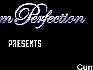 Kinky Beauty Sucks Jizz Load on Face