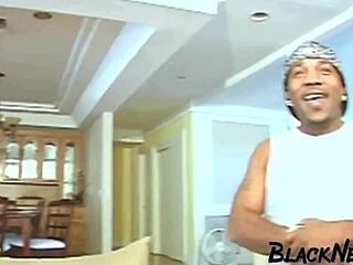 Asian amateur gets cum on juicy ass