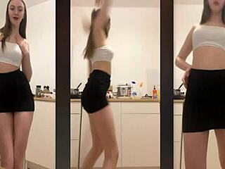 Sexy dance show girl, uhh, so hot!