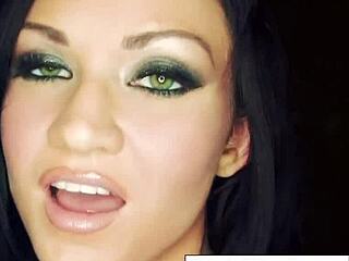 肯达尔性感身体挑逗撩人