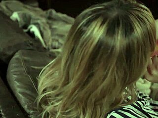 湿翘臀挑逗舔舐指插allherluv风