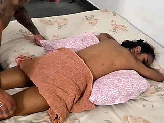 Skinny Amateur Teen 18+ Orgasms During Tantric Massage