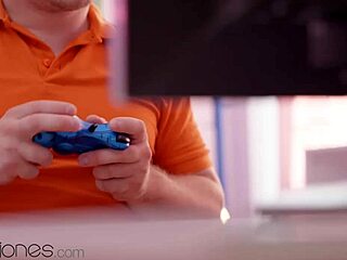 dane jones big ass italian megan fiore rides huge cock of gamer bf