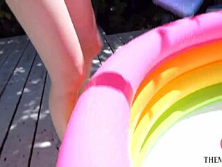 Japanese Babe Splashes in Bikini Under Sunny Sky PPMN-088