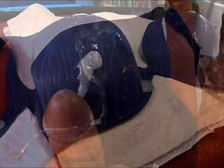 Masturbating and cumming on blue bra with big tits in intense session!