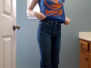 Wetting My Tight Denim Jeans In Bathroom