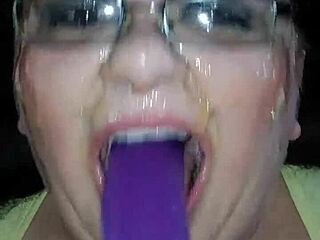 Thick lady shows off her gagging skills with toys