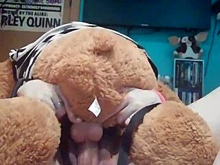 玩具玩紧逼加猛烈肛交