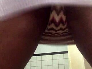 I got an upskirt peek at her pussy in the dress