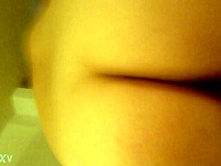 Discussing the biggest ass in the world