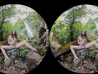 Erotic Yanks Beauty Endza Vibes Her Pussy in VR