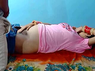 गर्भवती महिला की नाजुक चुदाई