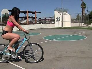 madison rose loves horny men