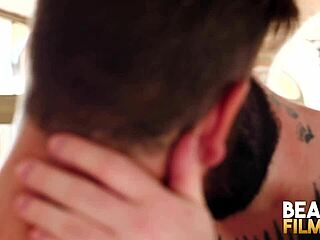 Take that raw bear cock, kinky cub Justin West!