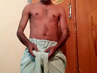 Handsome Pakistani Boy Strokes in Hot Punjabi Girl’s Satin Clothes