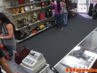 Musician deepthroats cock in pawnshop, hidden cam captures facial