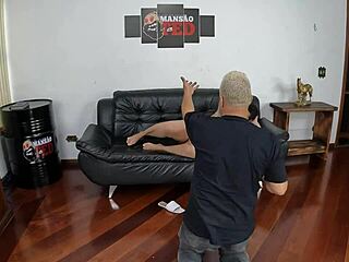 Behind the scenes with 71-year-old Dora Rodrigues.