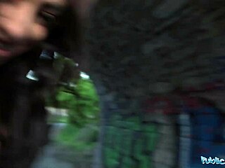 Sexy Colombian babe sucks and bangs in public for cash.