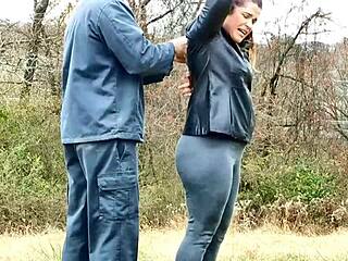 Pantsing my stepmom in public, spreading her legs for humiliation 😏