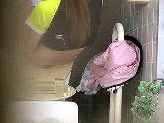 I’m hooked on Japanese toilet action again