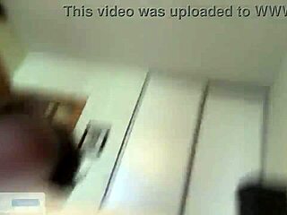 Real amateur couple gets caught banging hard and breeding in homemade clip