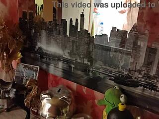 I Caught My Girlfriend With Her Tits Exposed