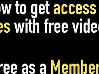 Sara Uses Her Juicy Breasts