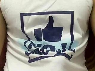 男同直播小鲜肉群P狂吸鸡巴