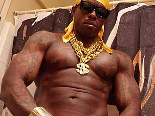 Brunette worships big black hairy monster cock in neighborhood scene