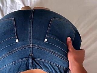 Pinay Visitor Comes To Get Fucked With Big Ass And Homemade Milf Action