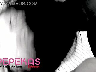 Sarah Rosa Sucks Alexx Blackout's Dick In Christmas Scene