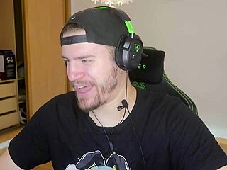 spider-verse cosplay goes wrong with creampie