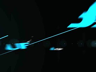 horny sarah blows her dude in the jacuzzi, all wet and ready