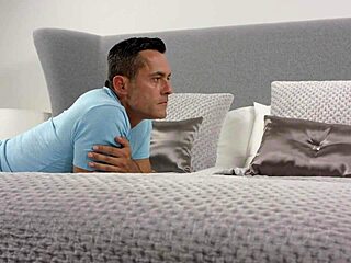 Masha Johansson's intense anal and pussy defloration! 🔥