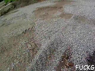 Sweetheart Spoiled on Hidden Cam Blowjob