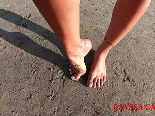 Rayssa Garcia says, 'Enjoying the beach with my doormat.'