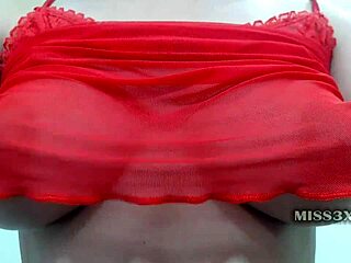 饥渴业余妹求射甜美小18+奶子