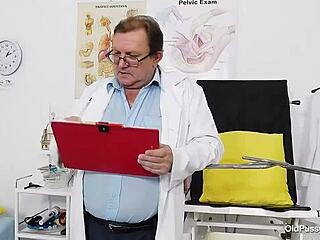 Gyno exam for the mature beauty, Isabella Chrystin