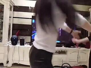 完美皮裤女孩Michiel米希儿优雅舞蹈