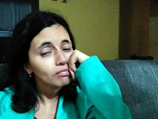 dany rio teaches how to be an indie porn star