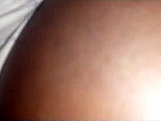 Amateur step-siblings try out anal sex with lubricant