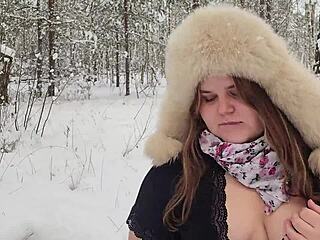 Big ass girl gets creampie from taxi driver in deep woods outdoors