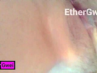 饥渴菲律宾处女求大屌生手指狂抠