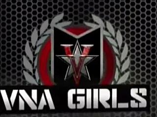 Latina Gabby Quinteros Fills Trimmed Cunt with Glass Toy